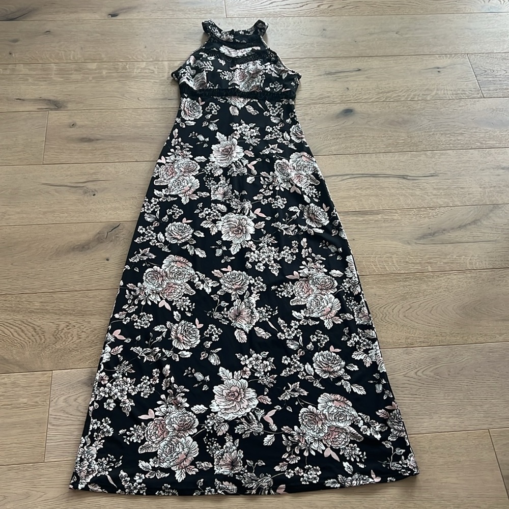 Emerald Sundae Black Pink Floral black
Cutout Maxi Dress S Mesh Lace Halter Y2K